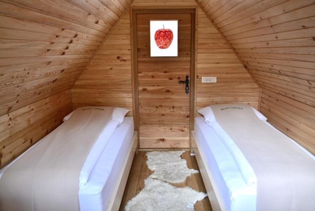 Hotel Glamping Naselje Zeleni Turizem Makole Exteriér fotografie